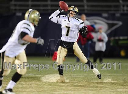 Thumbnail 2 in Trumbull vs. Xavier (CIAC Class LL Final) photogallery.
