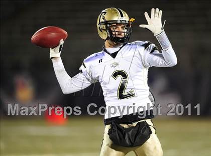 Thumbnail 2 in Trumbull vs. Xavier (CIAC Class LL Final) photogallery.