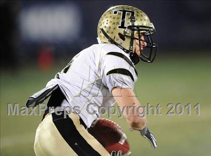 Thumbnail 2 in Trumbull vs. Xavier (CIAC Class LL Final) photogallery.