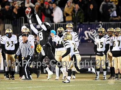 Thumbnail 3 in Trumbull vs. Xavier (CIAC Class LL Final) photogallery.