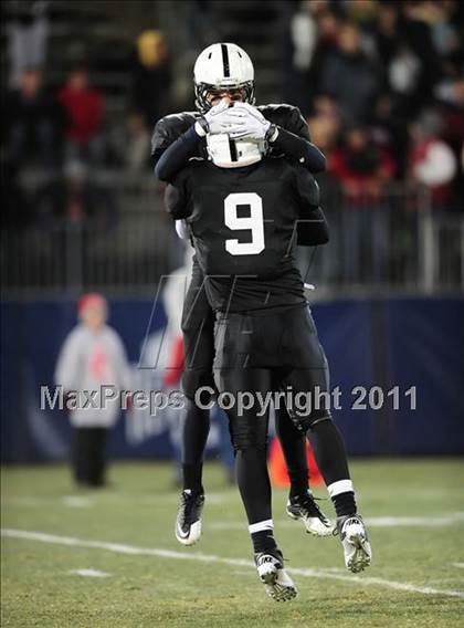 Thumbnail 3 in Trumbull vs. Xavier (CIAC Class LL Final) photogallery.