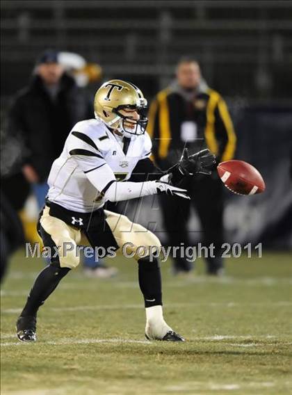 Thumbnail 2 in Trumbull vs. Xavier (CIAC Class LL Final) photogallery.