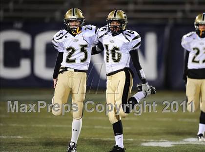 Thumbnail 3 in Trumbull vs. Xavier (CIAC Class LL Final) photogallery.