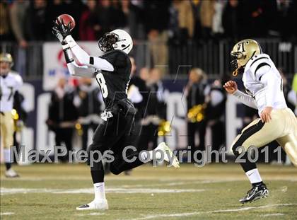 Thumbnail 2 in Trumbull vs. Xavier (CIAC Class LL Final) photogallery.