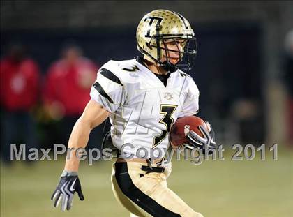 Thumbnail 3 in Trumbull vs. Xavier (CIAC Class LL Final) photogallery.