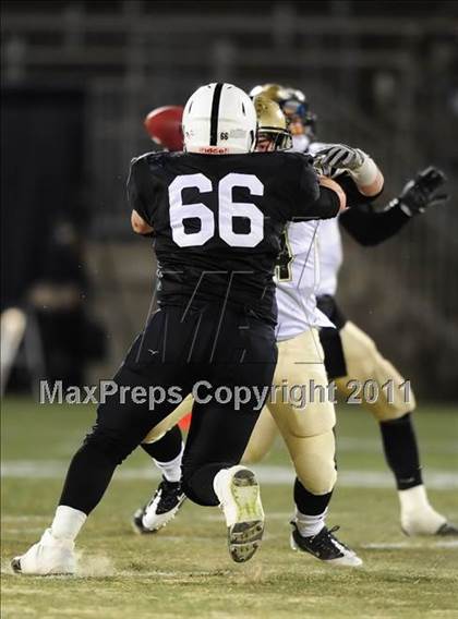 Thumbnail 3 in Trumbull vs. Xavier (CIAC Class LL Final) photogallery.