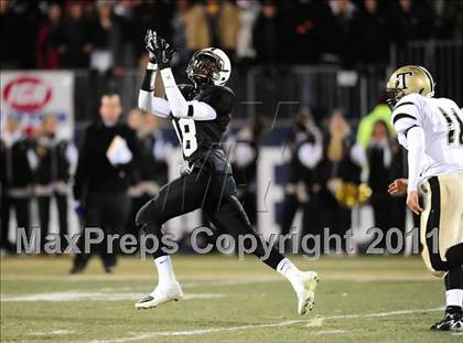 Thumbnail 1 in Trumbull vs. Xavier (CIAC Class LL Final) photogallery.