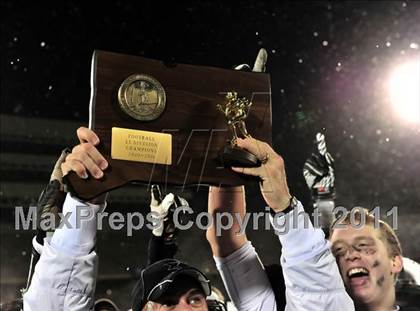 Thumbnail 1 in Trumbull vs. Xavier (CIAC Class LL Final) photogallery.