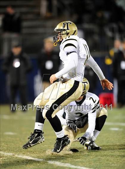 Thumbnail 2 in Trumbull vs. Xavier (CIAC Class LL Final) photogallery.