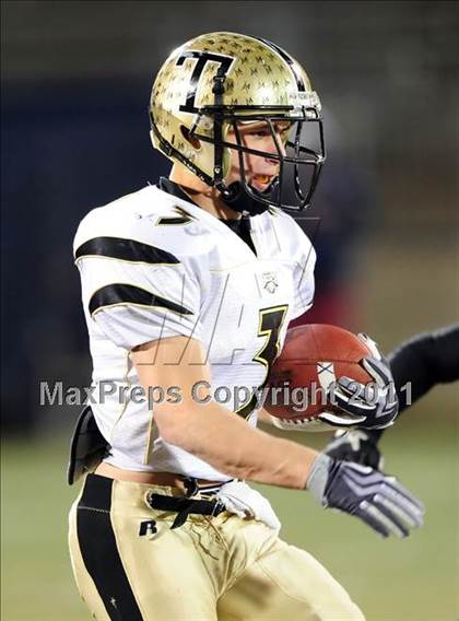 Thumbnail 1 in Trumbull vs. Xavier (CIAC Class LL Final) photogallery.