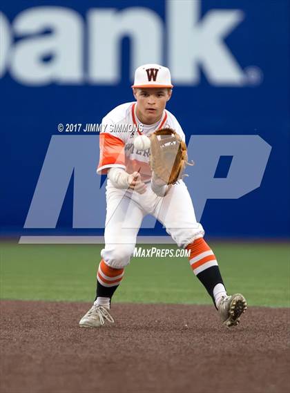 Thumbnail 2 in Waterloo vs Edwardsville photogallery.