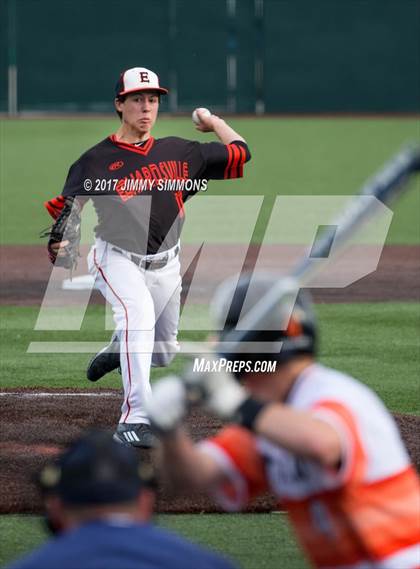 Thumbnail 1 in Waterloo vs Edwardsville photogallery.