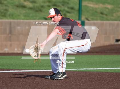 Thumbnail 2 in Waterloo vs Edwardsville photogallery.