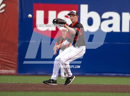Thumbnail 3 in Waterloo vs Edwardsville photogallery.