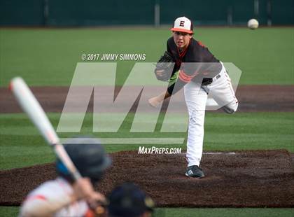 Thumbnail 3 in Waterloo vs Edwardsville photogallery.