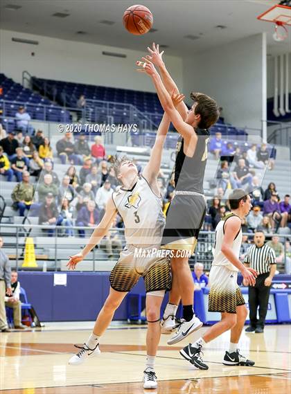 Thumbnail 2 in Archer City vs. Goldthwaite (UIL Class 2A Bi-District Playoff) photogallery.