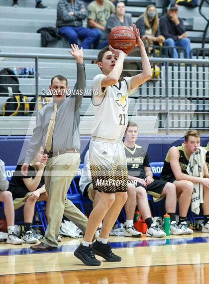 Thumbnail 2 in Archer City vs. Goldthwaite (UIL Class 2A Bi-District Playoff) photogallery.