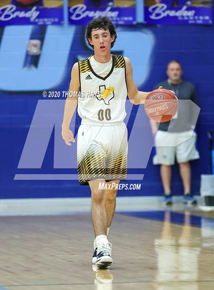 Thumbnail 2 in Archer City vs. Goldthwaite (UIL Class 2A Bi-District Playoff) photogallery.