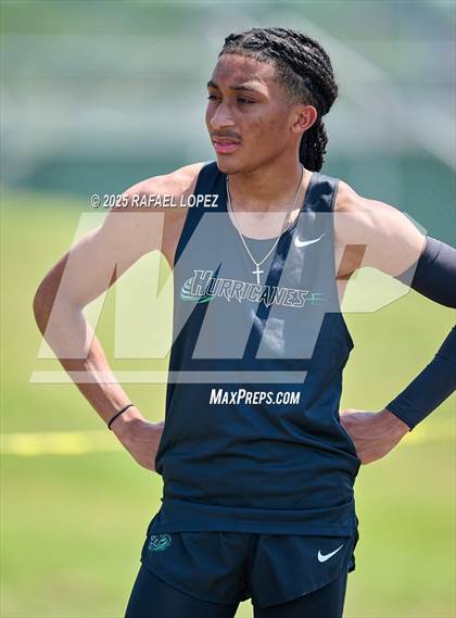 Thumbnail 3 in UIL 6A Track & Field Area 21&22 (4x100M Relay) photogallery.