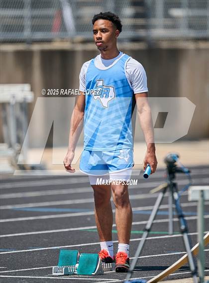 Thumbnail 3 in UIL 6A Track & Field Area 21&22 (4x100M Relay) photogallery.