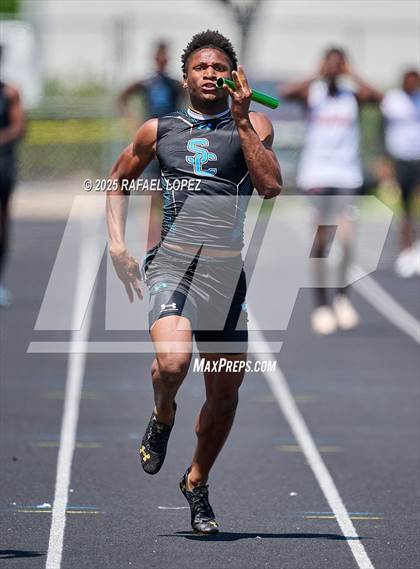 Thumbnail 2 in UIL 6A Track & Field Area 21&22 (4x100M Relay) photogallery.
