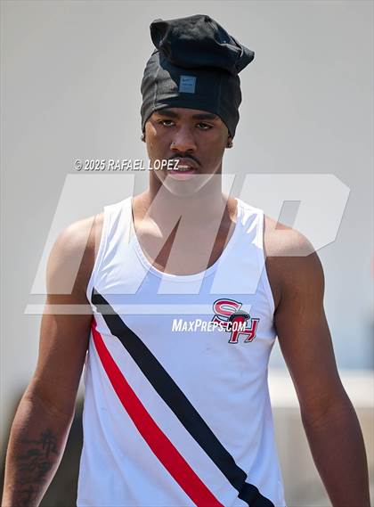 Thumbnail 2 in UIL 6A Track & Field Area 21&22 (4x100M Relay) photogallery.