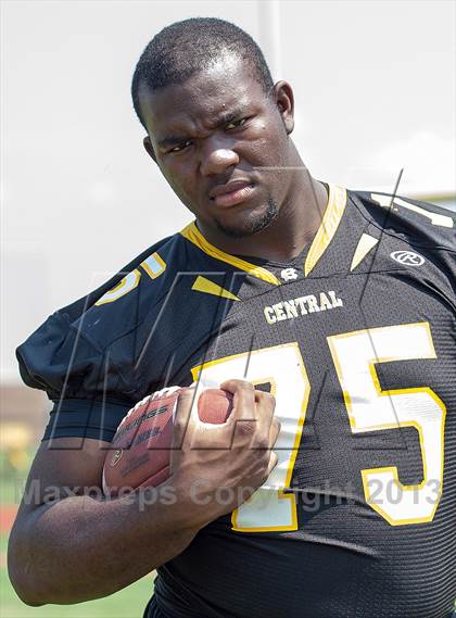 Thumbnail 3 in Roderick Johnson (Reebok Dynamic Athlete) photogallery.