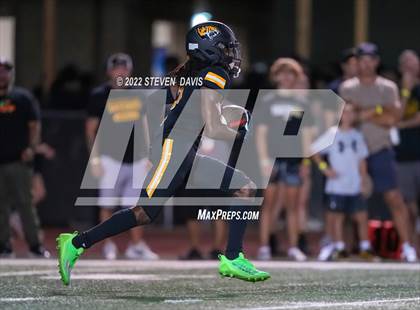 Thumbnail 2 in Bergen Catholic @ Saguaro photogallery.