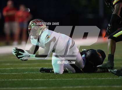 Thumbnail 2 in Bergen Catholic @ Saguaro photogallery.