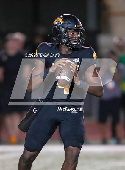 Thumbnail 2 in Bergen Catholic @ Saguaro photogallery.
