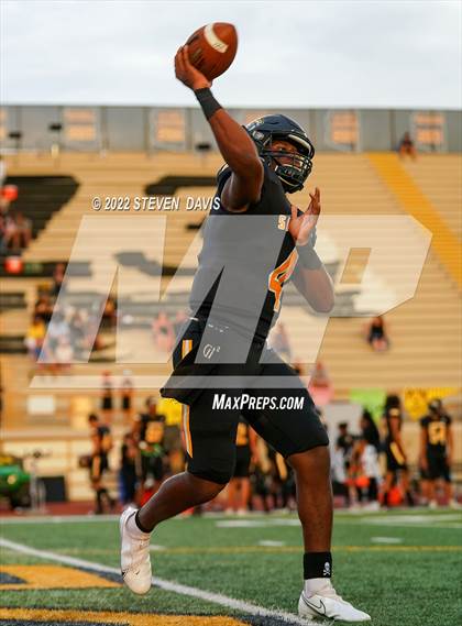 Thumbnail 1 in Bergen Catholic @ Saguaro photogallery.