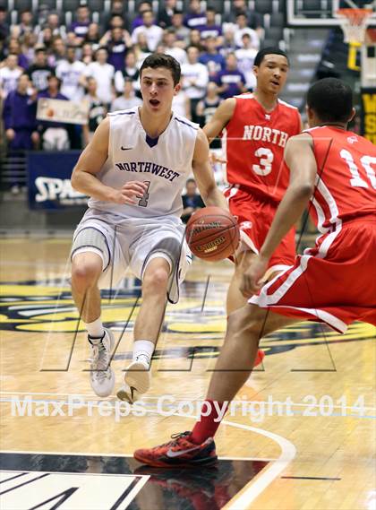 Thumbnail 3 in North vs. Blue Valley Northwest (KSHSAA 6A Playoff) photogallery.