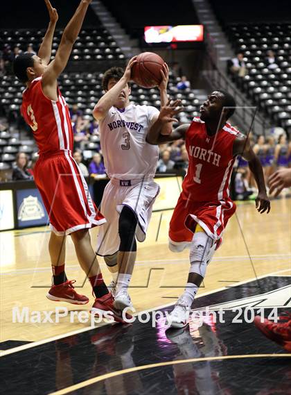 Thumbnail 3 in North vs. Blue Valley Northwest (KSHSAA 6A Playoff) photogallery.