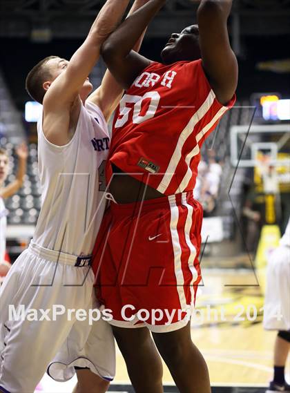 Thumbnail 3 in North vs. Blue Valley Northwest (KSHSAA 6A Playoff) photogallery.