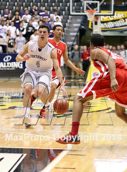 Thumbnail 2 in North vs. Blue Valley Northwest (KSHSAA 6A Playoff) photogallery.