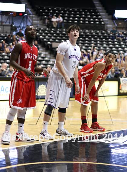 Thumbnail 3 in North vs. Blue Valley Northwest (KSHSAA 6A Playoff) photogallery.