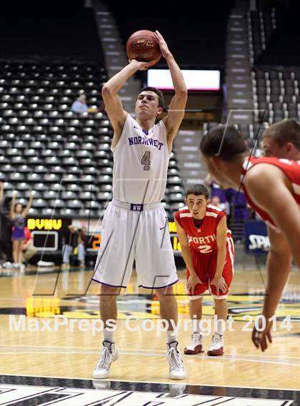 Thumbnail 1 in North vs. Blue Valley Northwest (KSHSAA 6A Playoff) photogallery.