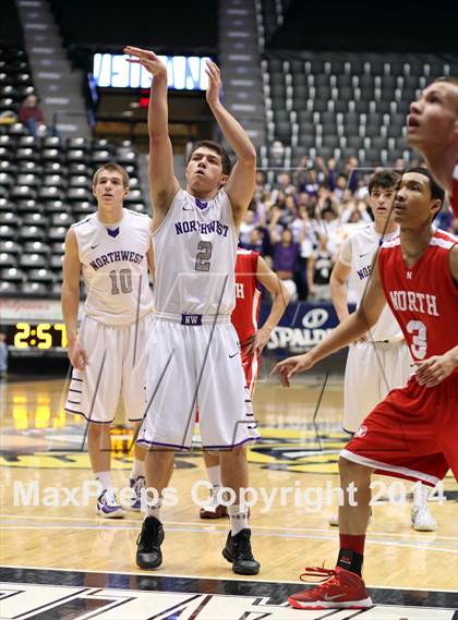 Thumbnail 3 in North vs. Blue Valley Northwest (KSHSAA 6A Playoff) photogallery.