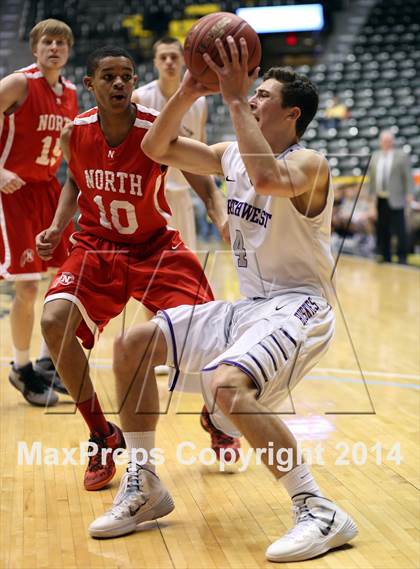 Thumbnail 2 in North vs. Blue Valley Northwest (KSHSAA 6A Playoff) photogallery.