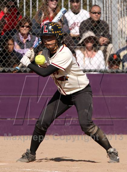 Thumbnail 1 in Washington [George] vs Lowell (CIF SFCS 3A Final) photogallery.