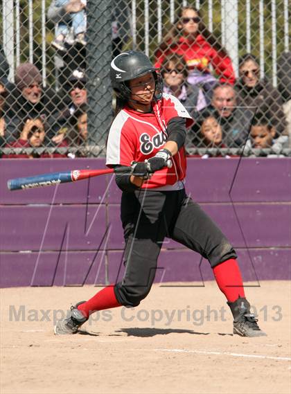 Thumbnail 1 in Washington [George] vs Lowell (CIF SFCS 3A Final) photogallery.