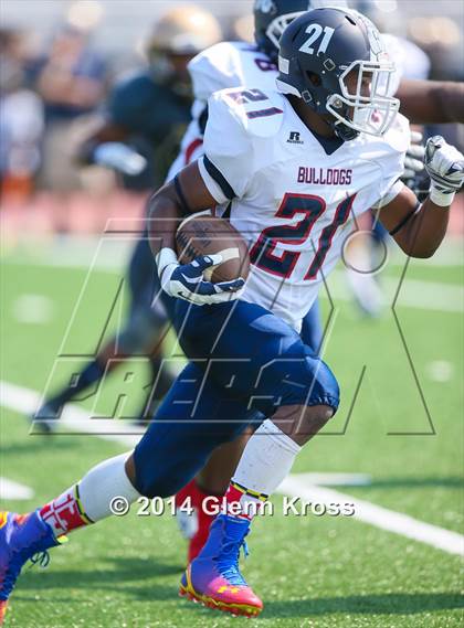 Thumbnail 3 in Bowie @ Hackensack photogallery.