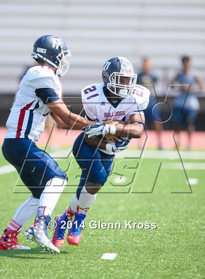 Thumbnail 2 in Bowie @ Hackensack photogallery.