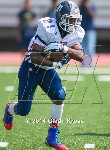 Thumbnail 3 in Bowie @ Hackensack photogallery.
