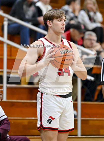 Thumbnail 2 in Indianapolis Lutheran vs. DeKalb (Raider Christmas Classic)  photogallery.