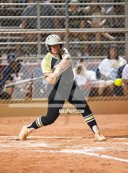 Thumbnail 2 in Benson vs. Round Valley (AIA 2A Semifinal) photogallery.