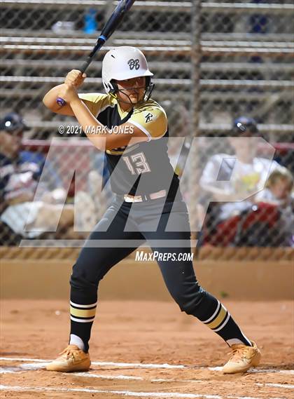 Thumbnail 3 in Benson vs. Round Valley (AIA 2A Semifinal) photogallery.
