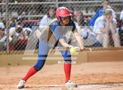 Thumbnail 1 in Benson vs. Round Valley (AIA 2A Semifinal) photogallery.