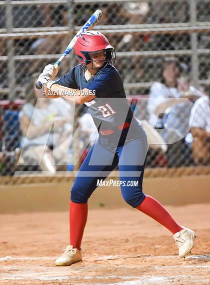 Thumbnail 1 in Benson vs. Round Valley (AIA 2A Semifinal) photogallery.