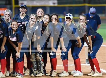 Thumbnail 3 in Benson vs. Round Valley (AIA 2A Semifinal) photogallery.